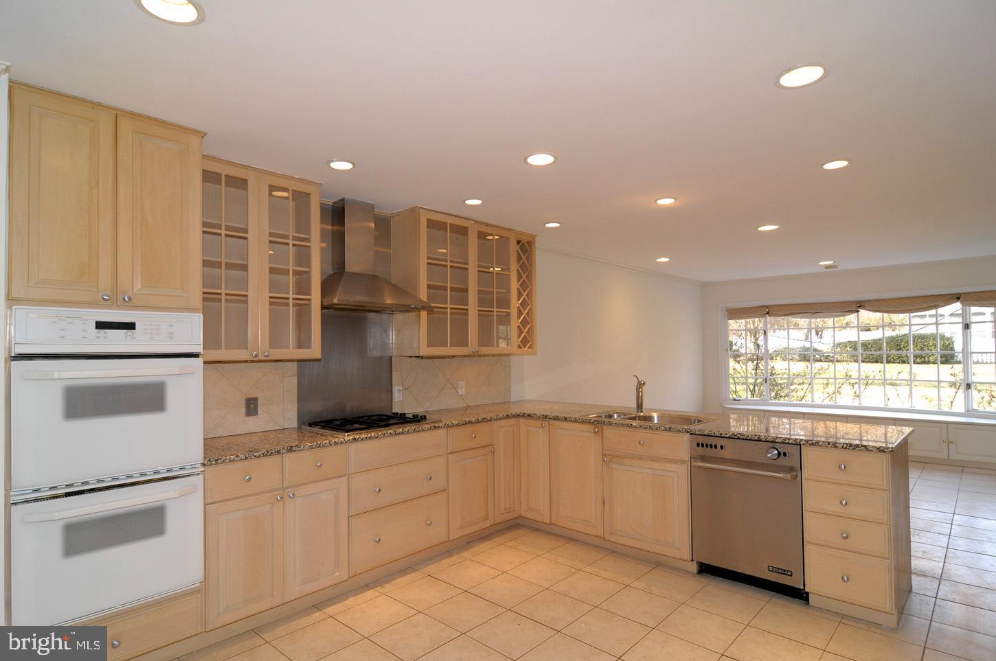 10020 Chapel Road Potomac, MD 20854 - Photo 23 of 42 Gallery Image 23
