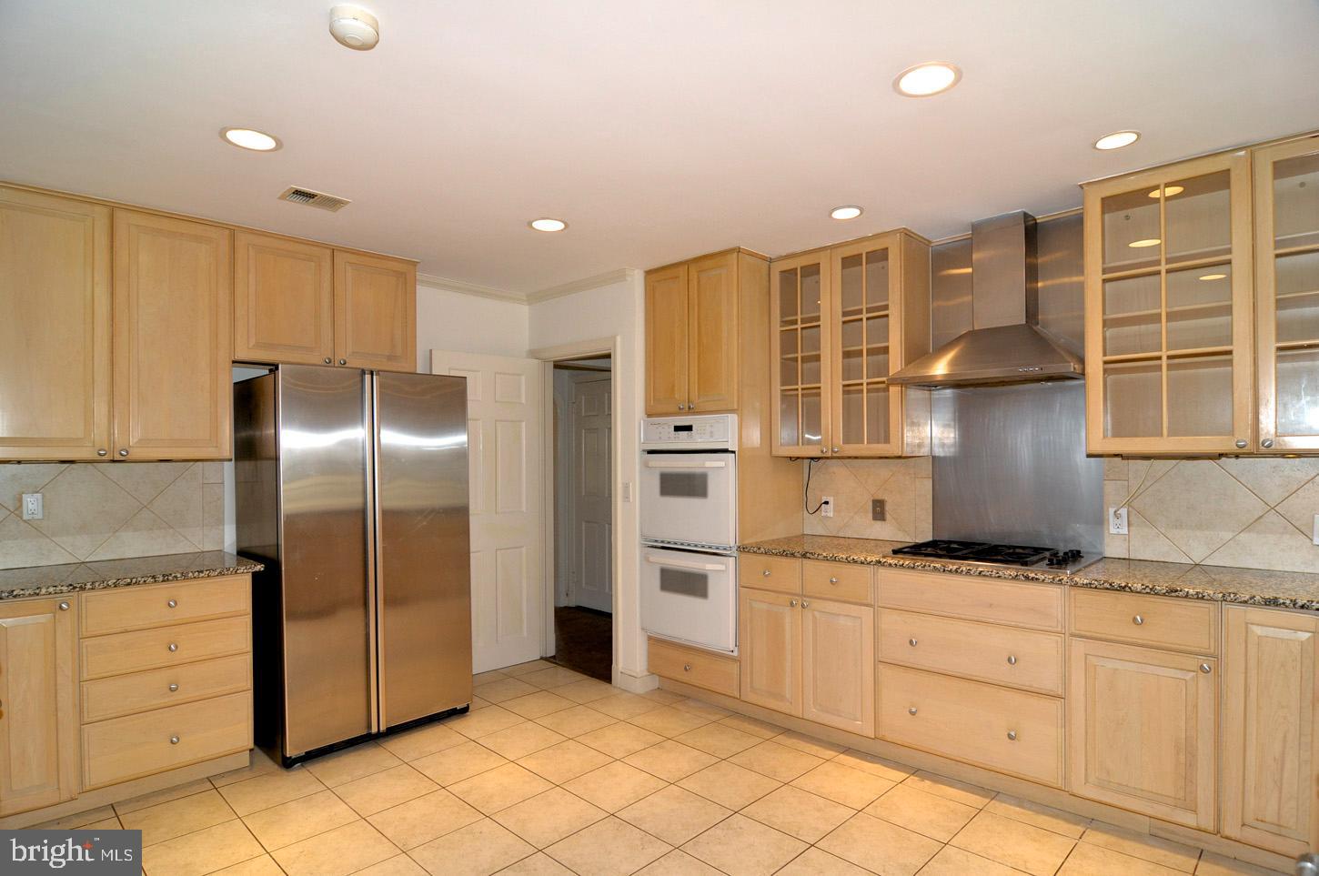 10020 Chapel Road Potomac, MD 20854 - Photo 24 of 42 Gallery Image 24