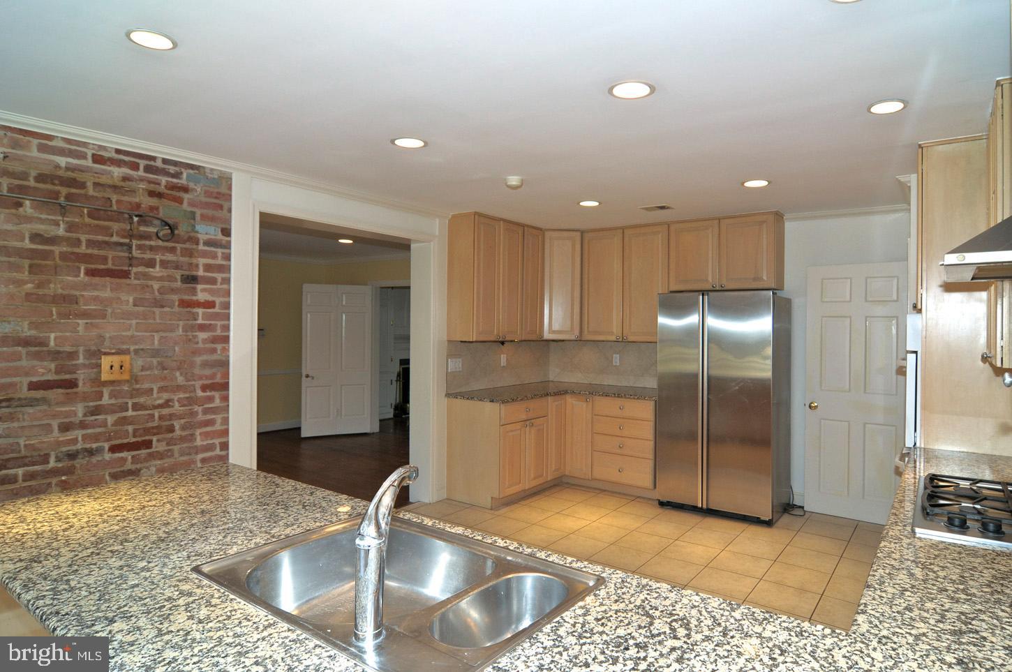10020 Chapel Road Potomac, MD 20854 - Photo 25 of 42 Gallery Image 25