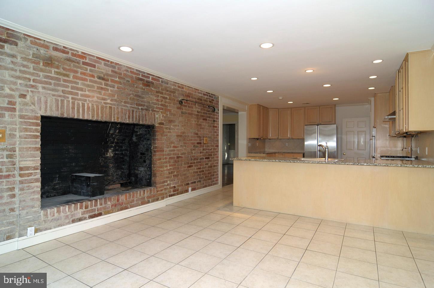 10020 Chapel Road Potomac, MD 20854 - Photo 28 of 42 Gallery Image 28