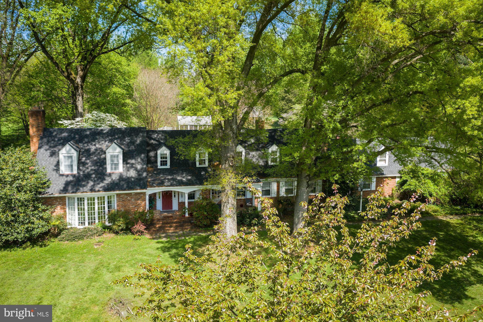 10020 Chapel Road Potomac, MD 20854 - Photo 5 of 42 Gallery Image 5