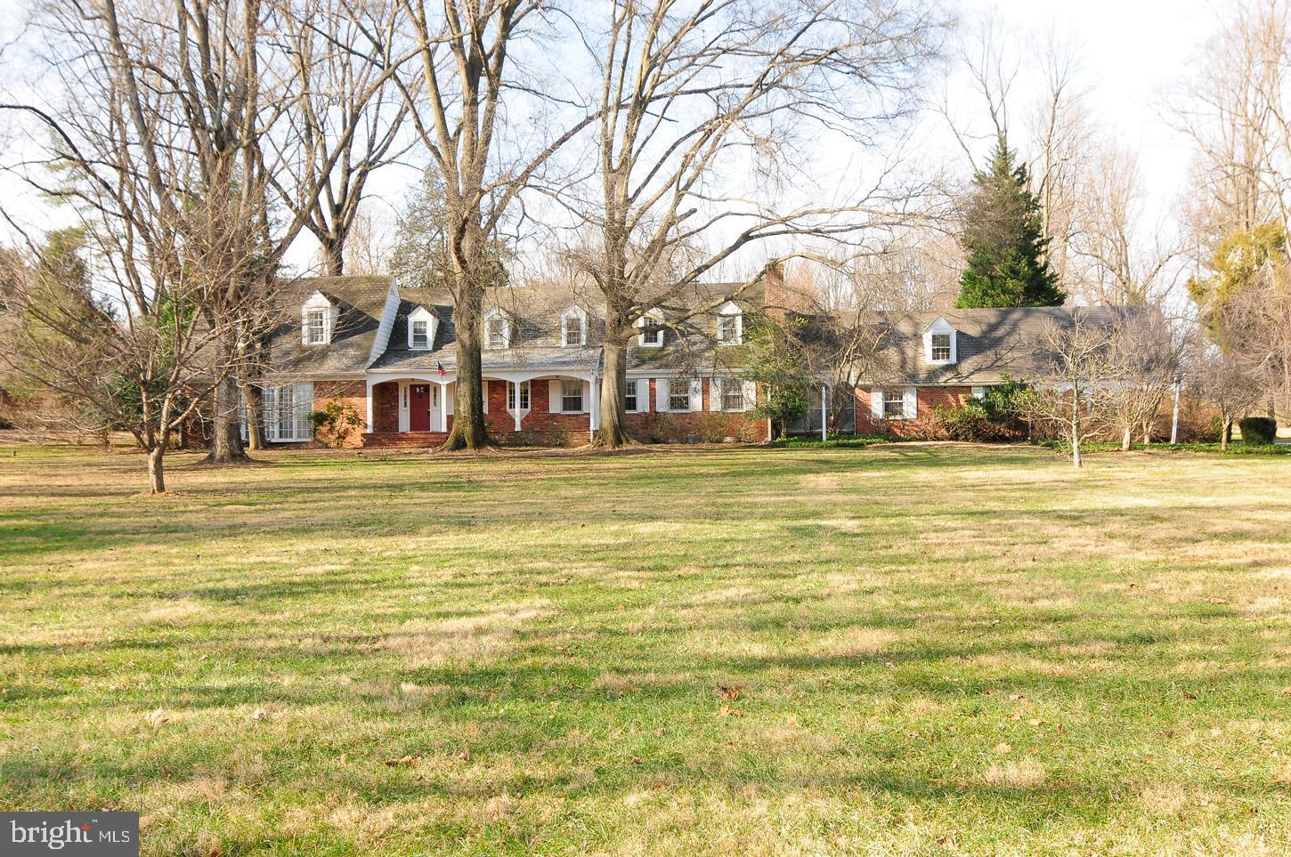 10020 Chapel Road Potomac, MD 20854 - Photo 6 of 42 Gallery Image 6