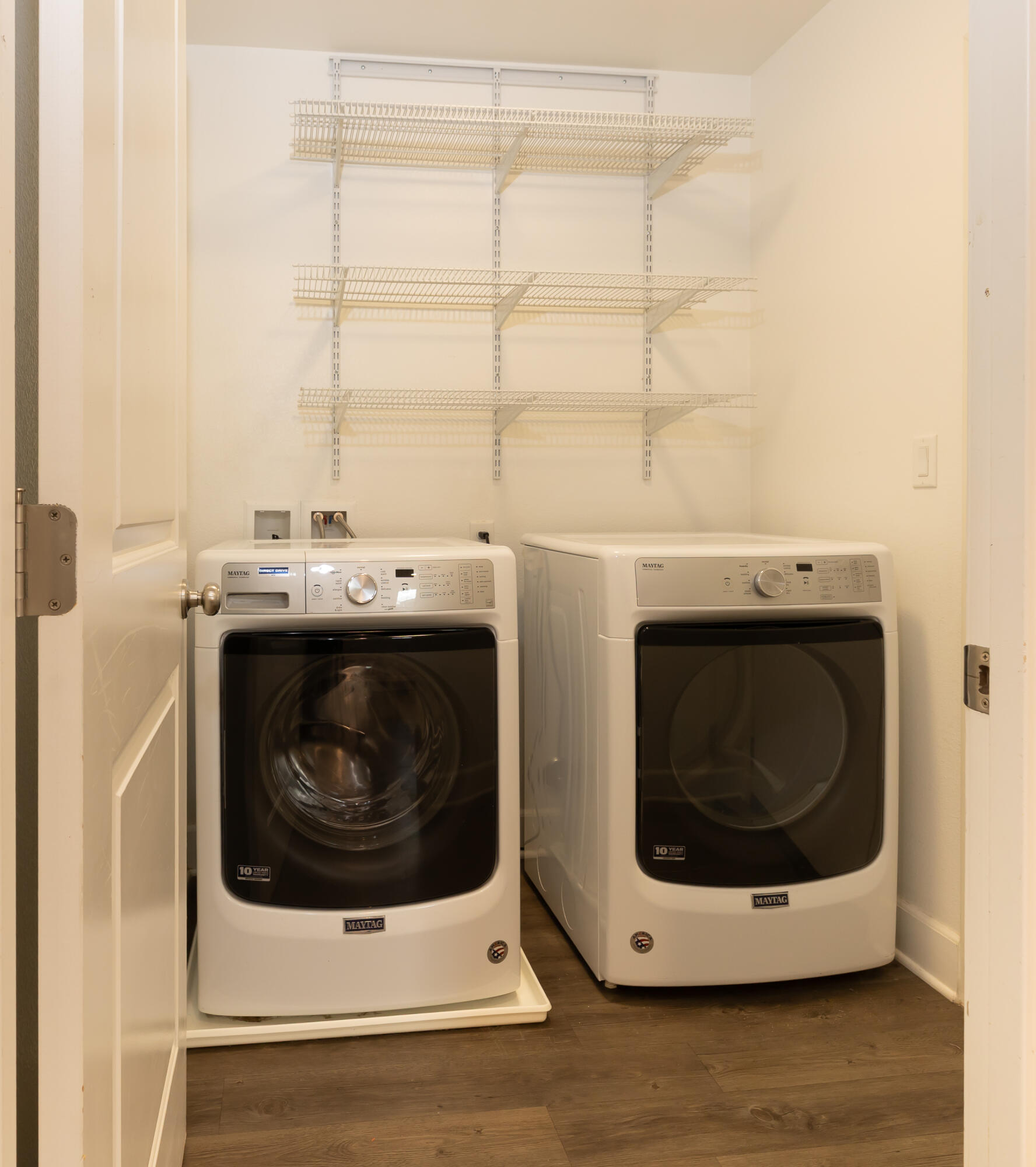 243 Deming Way Buellton, CA 93427 - Photo 15 of 28 a utility room with a washer and dryer