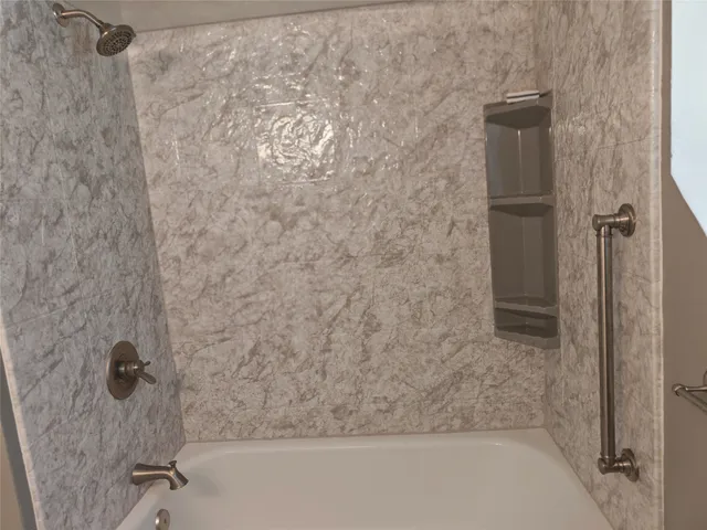 $289,000 | 9823 Pine Pass Drive, Houston, TX 77070