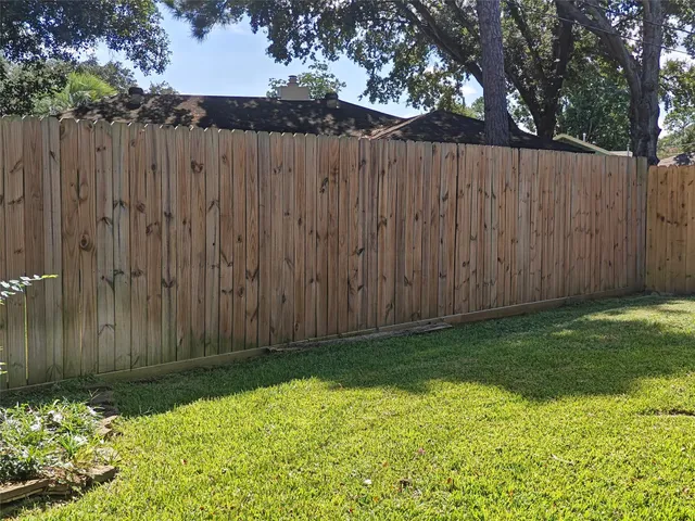 $289,000 | 9823 Pine Pass Drive, Houston, TX 77070