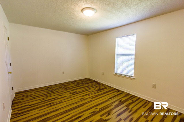 21675 Broad Street Silverhill, AL 36576 - Photo 20 of 31 Open and Roomy