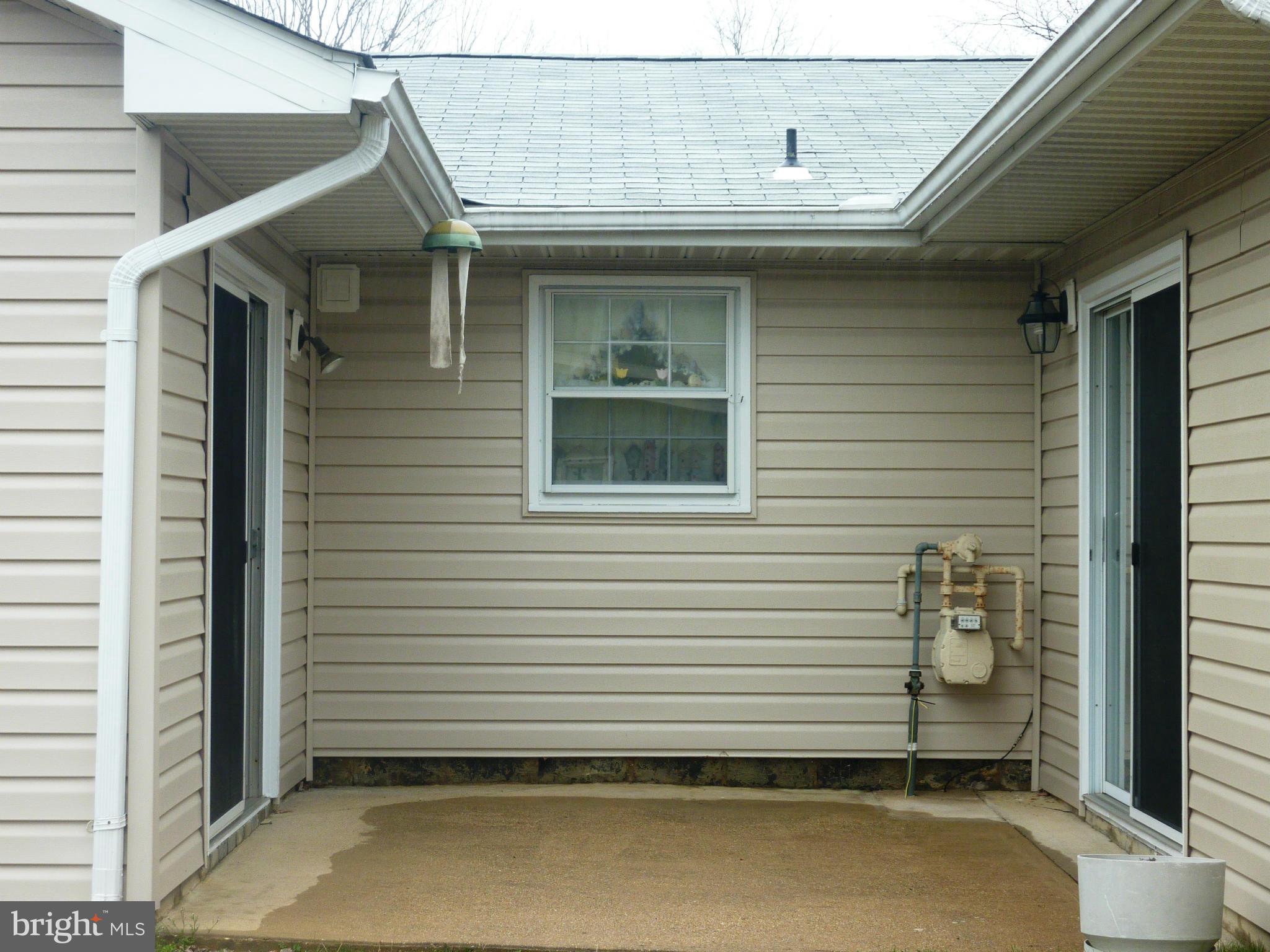 215 Acadia Road Waldorf, MD 20602 - Photo 14 of 30 Exterior (Rear)