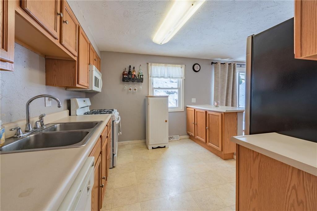1404 Rankin Road White Oak, PA 15131 - Photo 11 of 22 Gallery Image 11