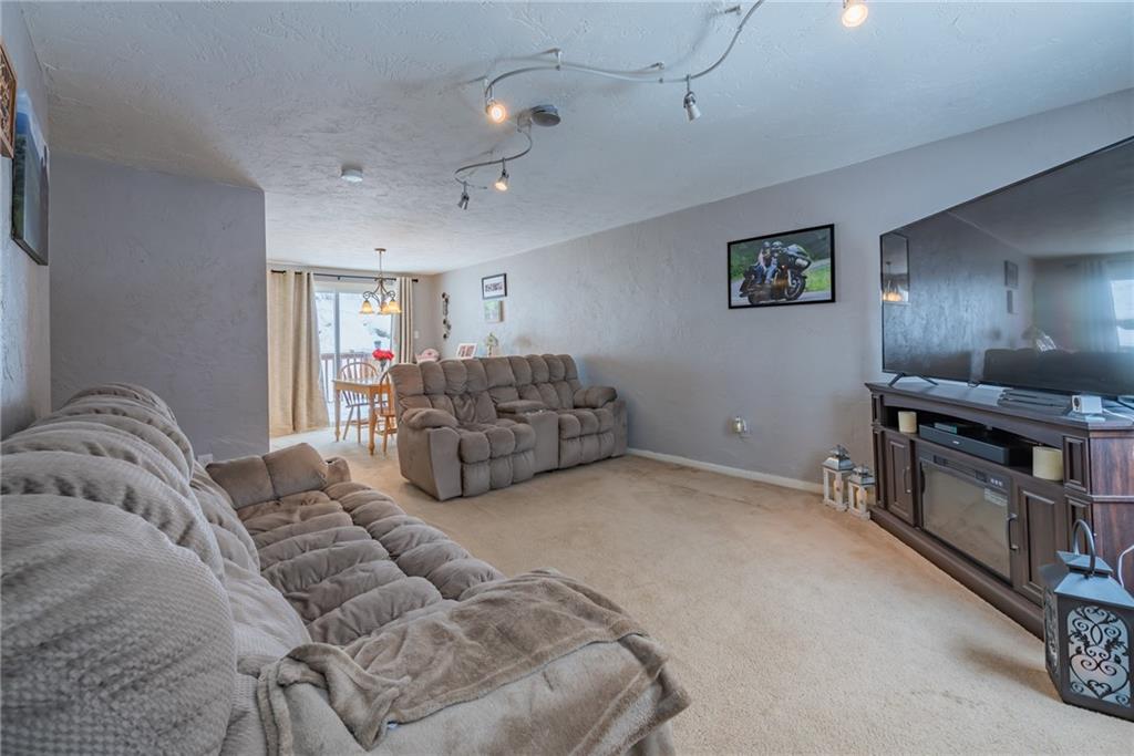 1404 Rankin Road White Oak, PA 15131 - Photo 4 of 22 Gallery Image 4