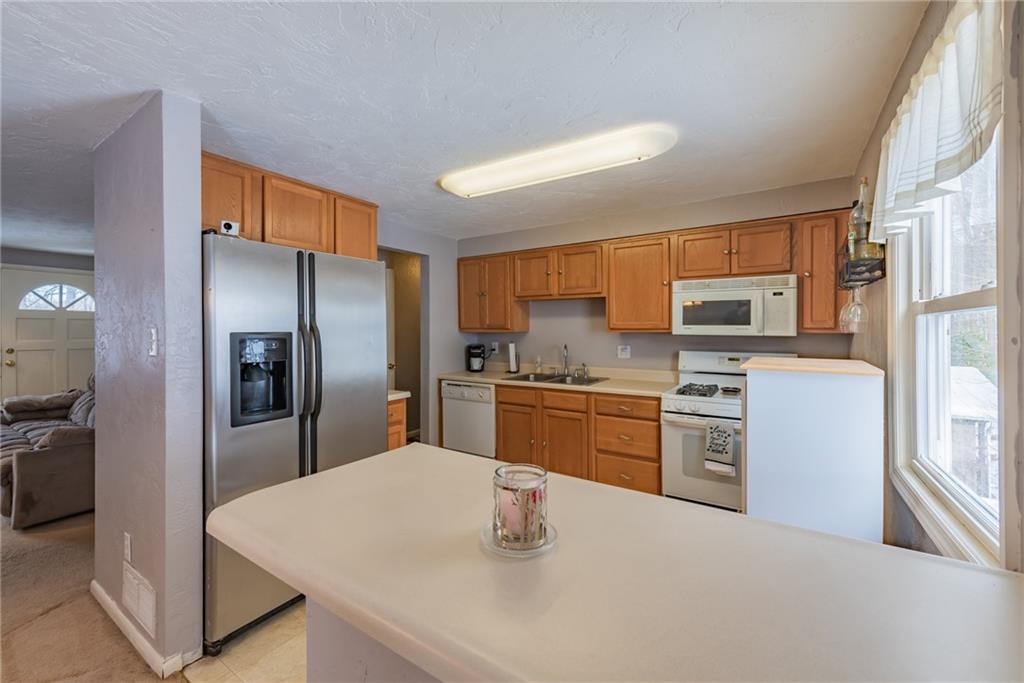 1404 Rankin Road White Oak, PA 15131 - Photo 8 of 22 Gallery Image 8