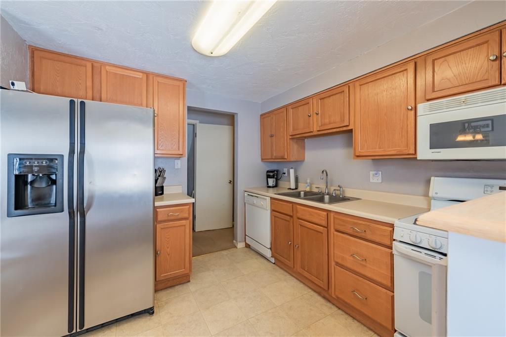 1404 Rankin Road White Oak, PA 15131 - Photo 9 of 22 Gallery Image 9