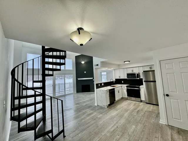 $424,900 | 1416 Delavan Club Drive, Delavan, WI 53115