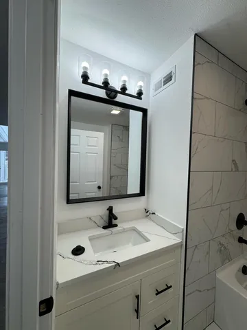 $424,900 | 1416 Delavan Club Drive, Delavan, WI 53115