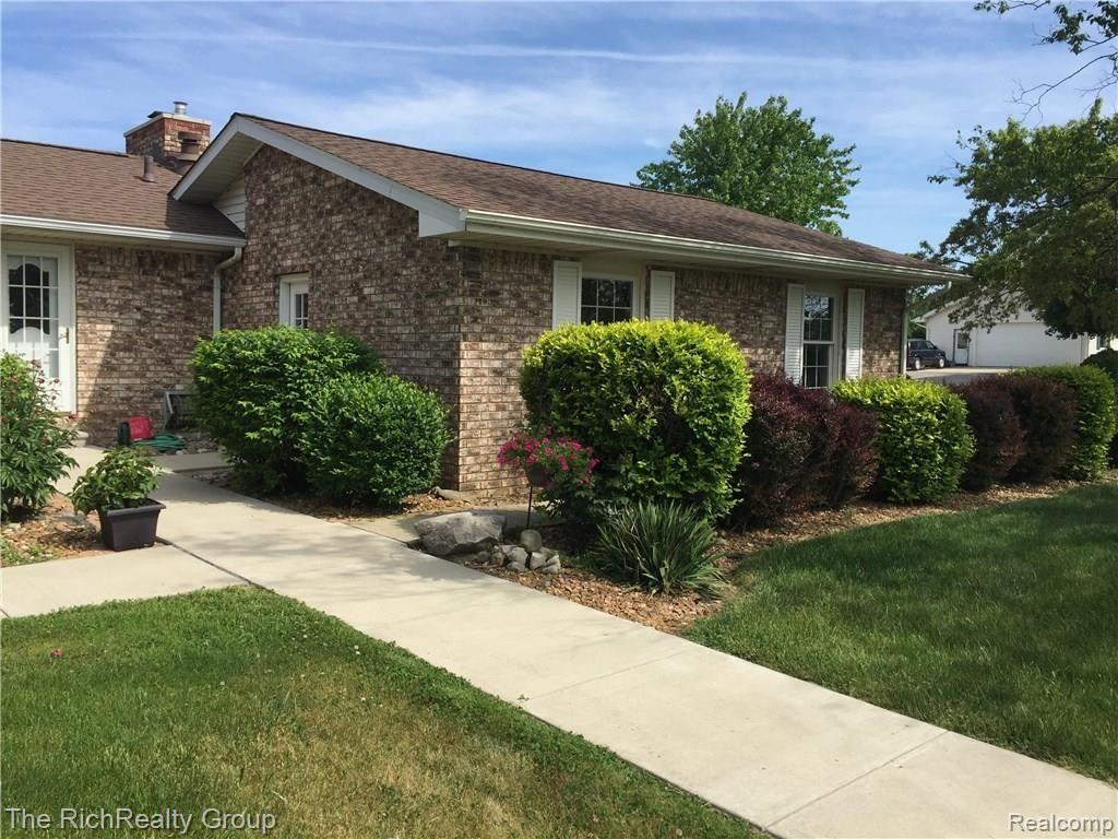 6049 Trombley Road Newport, MI 48166 - Photo 3 of 24 3.JPG