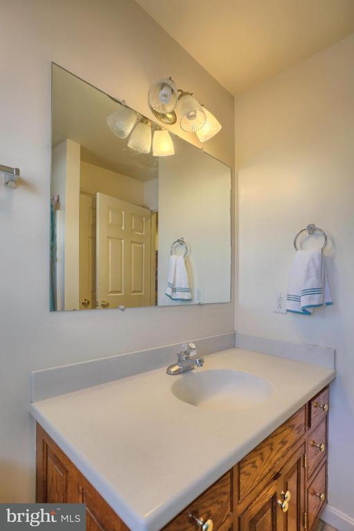 1231 Grofftown Road Lancaster, PA 17602 - Photo 19 of 25 Gallery Image 19