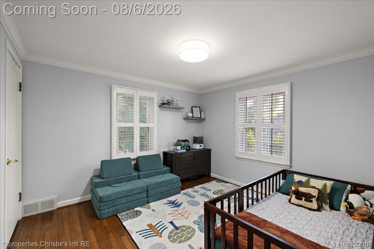 162 Fisher Road Grosse Pointe, MI 48230 - Photo 24 of 28 65-162 Fisher-65.jpg