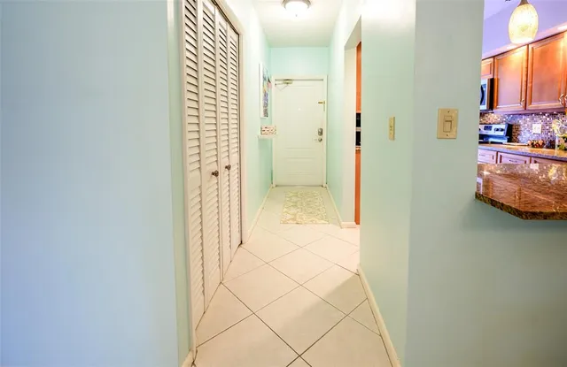 $299,900 | 1200 Southwest 12th Court, Unit 201, Fort Lauderdale, FL 33315