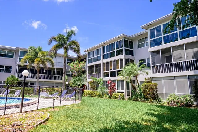 $299,900 | 1200 Southwest 12th Court, Unit 201, Fort Lauderdale, FL 33315