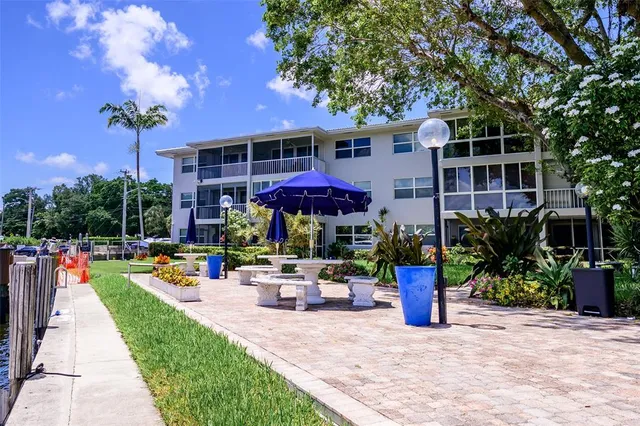 $299,900 | 1200 Southwest 12th Court, Unit 201, Fort Lauderdale, FL 33315