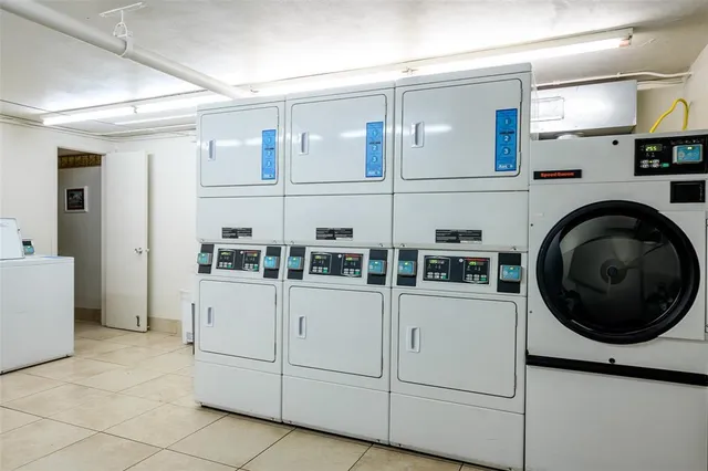 $299,900 | 1200 Southwest 12th Court, Unit 201, Fort Lauderdale, FL 33315