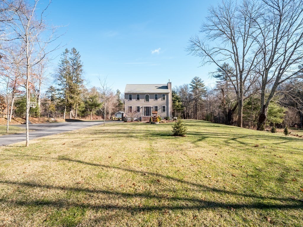 33 Flagg Swamp Road Freetown, MA 02717 - Photo 5 of 42 Gallery Image 5