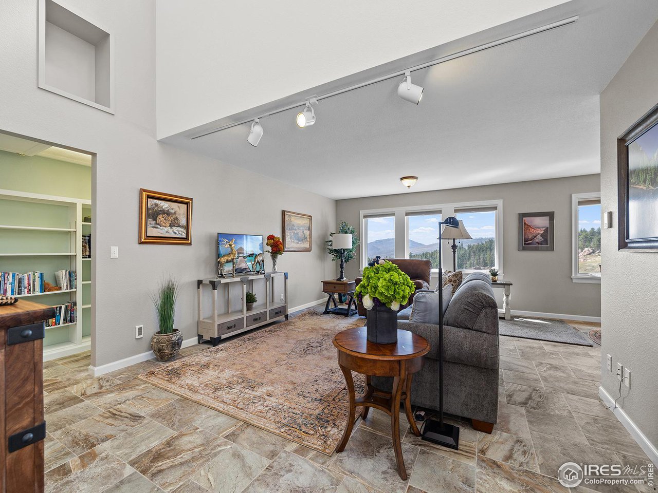 500 Dirt Road Bellvue, CO 80512 - Photo 6 of 40 Gallery Image 6