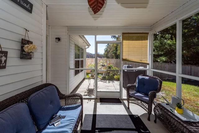 $325,000 | 322 Eagle Ridge Road, Summerville, SC 29485