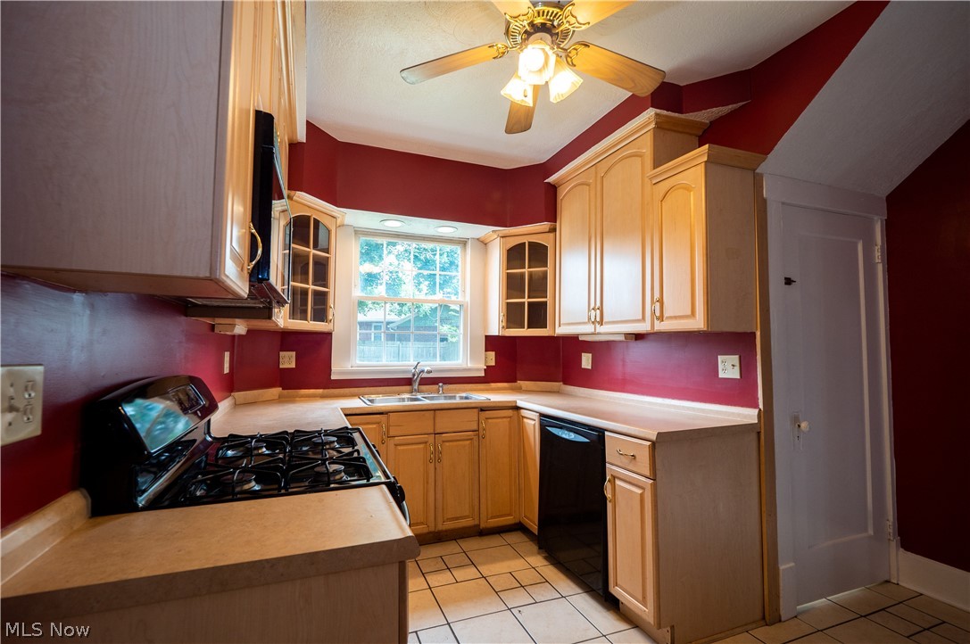 910 Ridge Road Northwest Canton, OH 44703 - Photo 11 of 30 Gallery Image 11