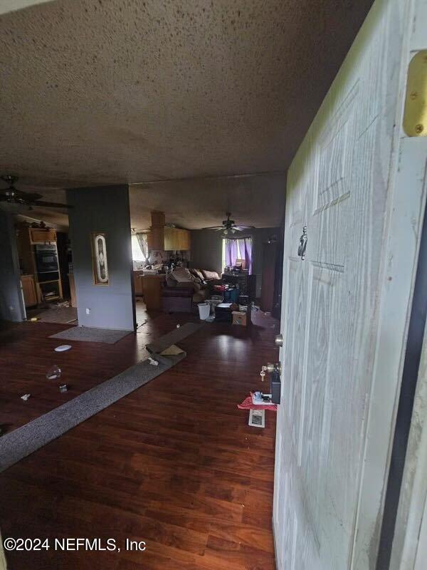 44192 Pinebreeze Circle Callahan, FL 32011 - Photo 6 of 13 PHOTO-2024-07-17-22-53-54 (7)