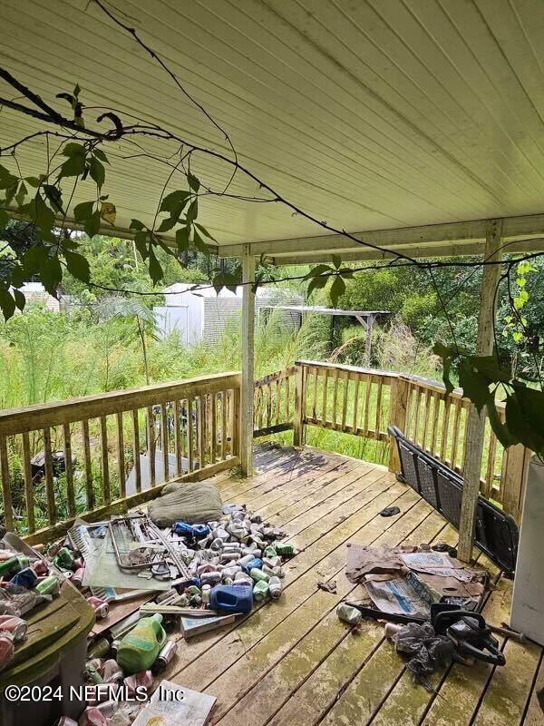 44192 Pinebreeze Circle Callahan, FL 32011 - Photo 8 of 13 PHOTO-2024-07-17-22-53-54 (5)