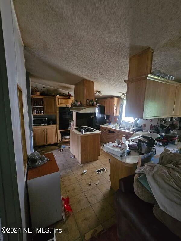 44192 Pinebreeze Circle Callahan, FL 32011 - Photo 10 of 13 PHOTO-2024-07-17-22-53-54 (3)