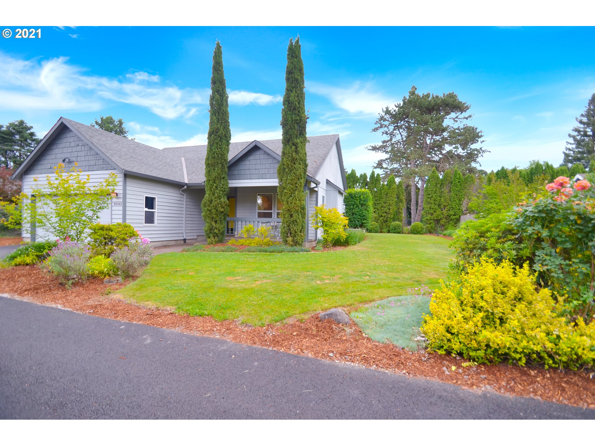8045 Southwest Mapleleaf Street Tigard, OR 97223 - Photo 26 of 29 Gallery Image 26