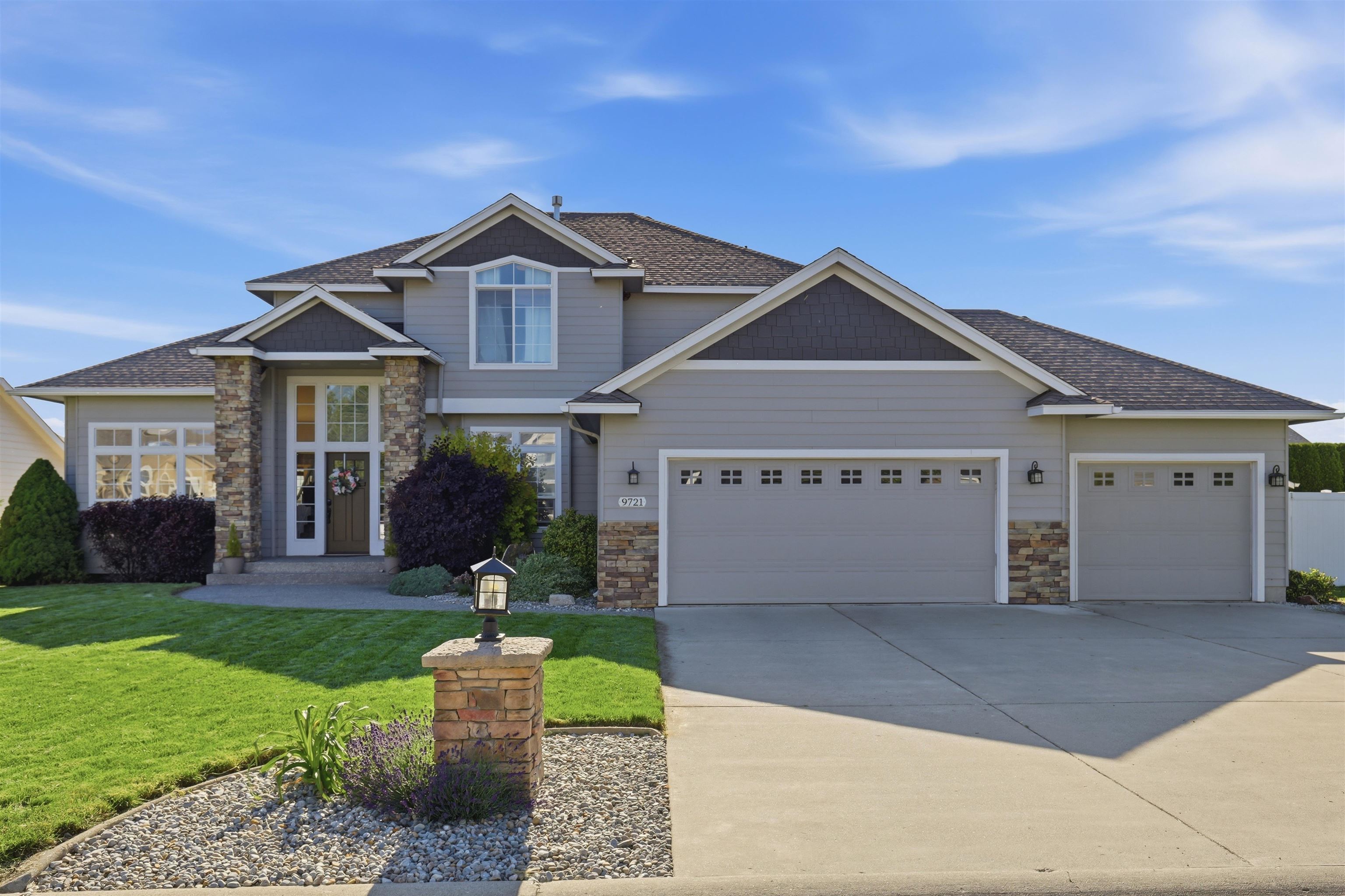 9721 North Austin Lane Spokane, WA 99208 - Photo 2 of 39