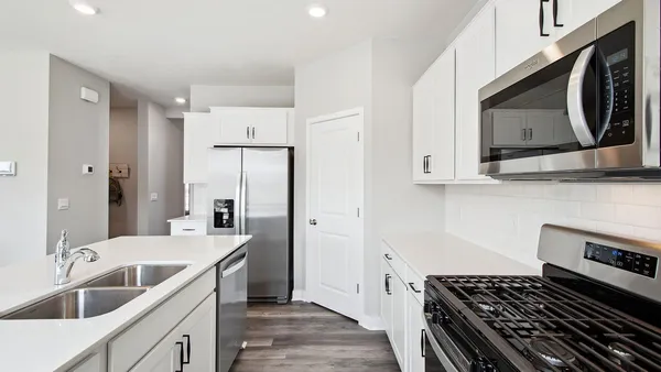 $475,000 | 17066 Draper Way, Lakeville, MN 55044