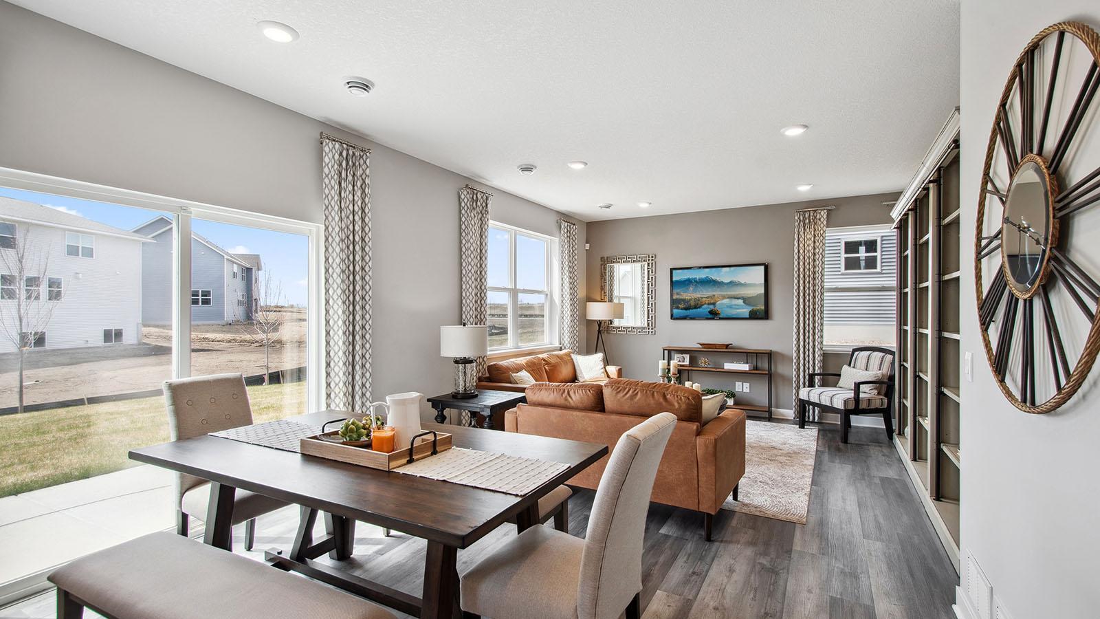 17066 Draper Way Lakeville, MN 55044 - Photo 4 of 42