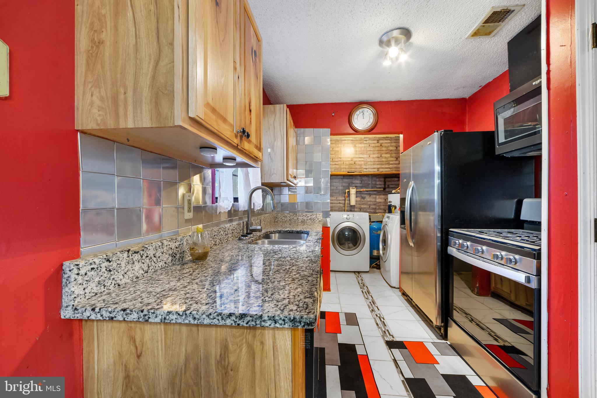 13079 Sillamon Road Goldvein, VA 22720 - Photo 4 of 13 Kitchen