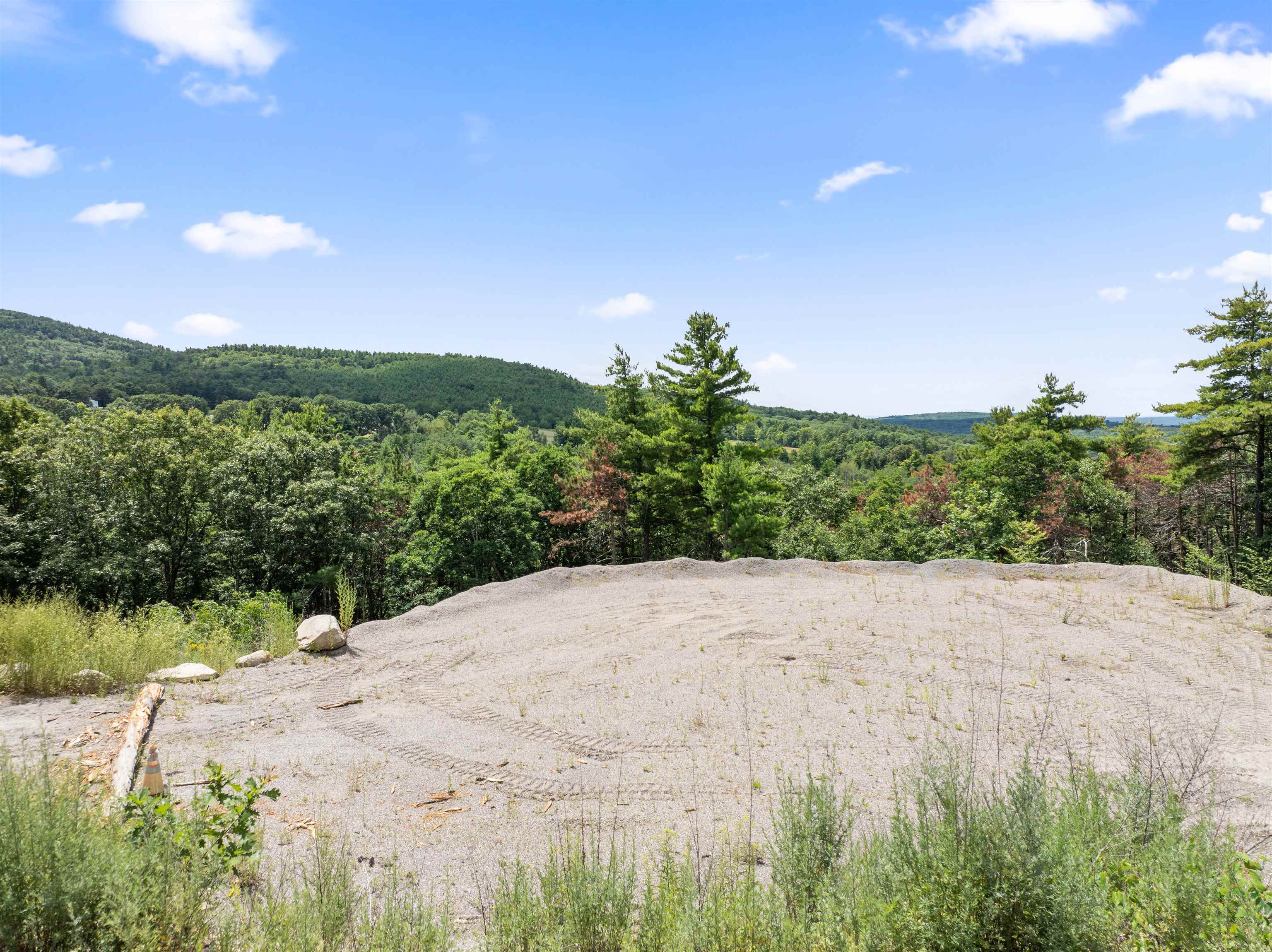 40 Foxglove Road Gilford, NH 03249 - Photo 23 of 25 Gallery Image 23
