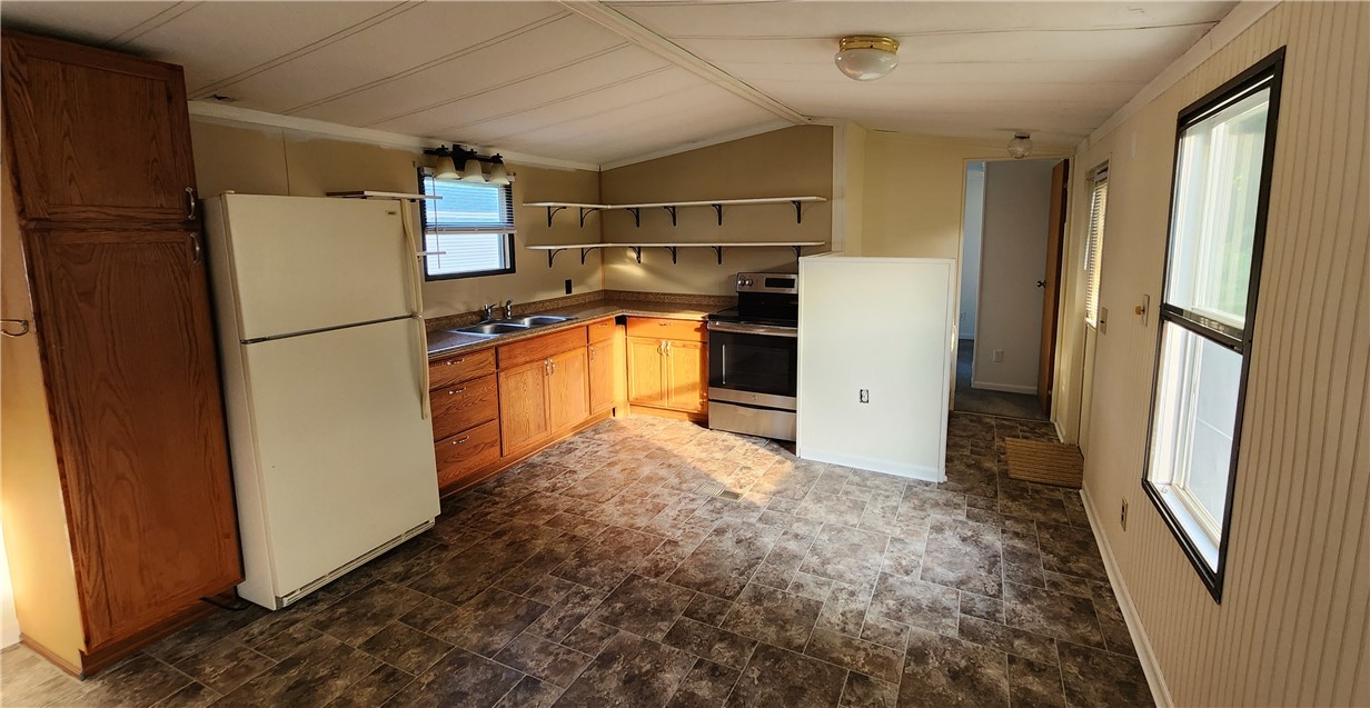 19 Moraine Manor Auburn, NY 13021 - Photo 6 of 15