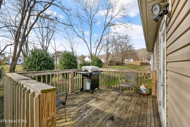 $349,900 | 3633 Flowering Vine Way, Knoxville, TN 37917