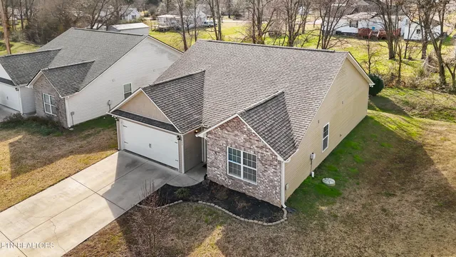 $349,900 | 3633 Flowering Vine Way, Knoxville, TN 37917