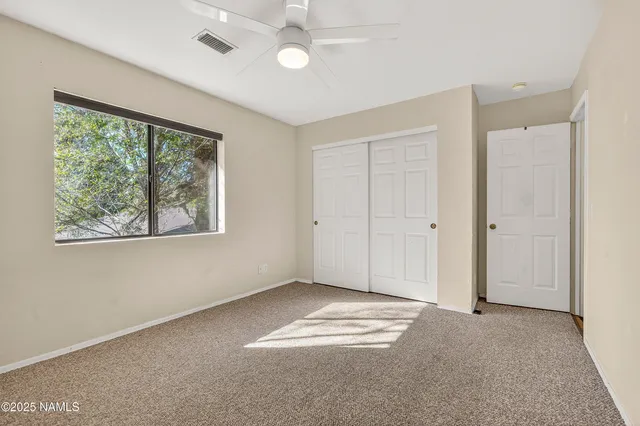 a view of empty room with window
