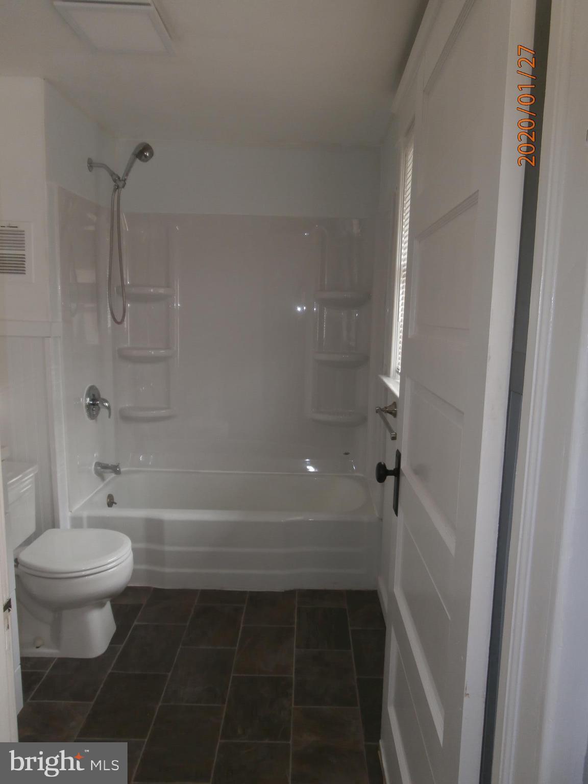 104 7th Street Riverside, NJ 08075 - Photo 21 of 26 Bath