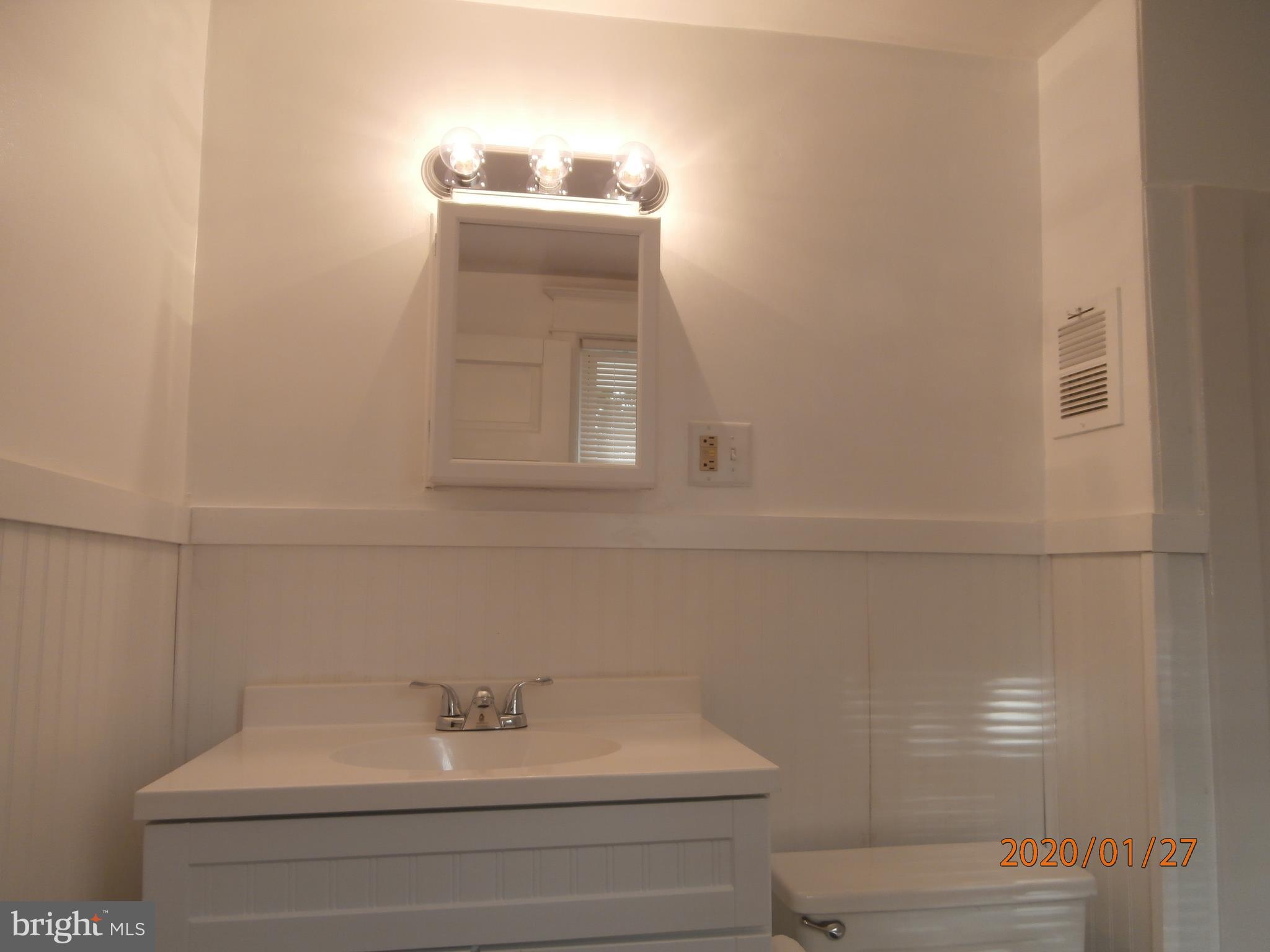 104 7th Street Riverside, NJ 08075 - Photo 22 of 26 Bath