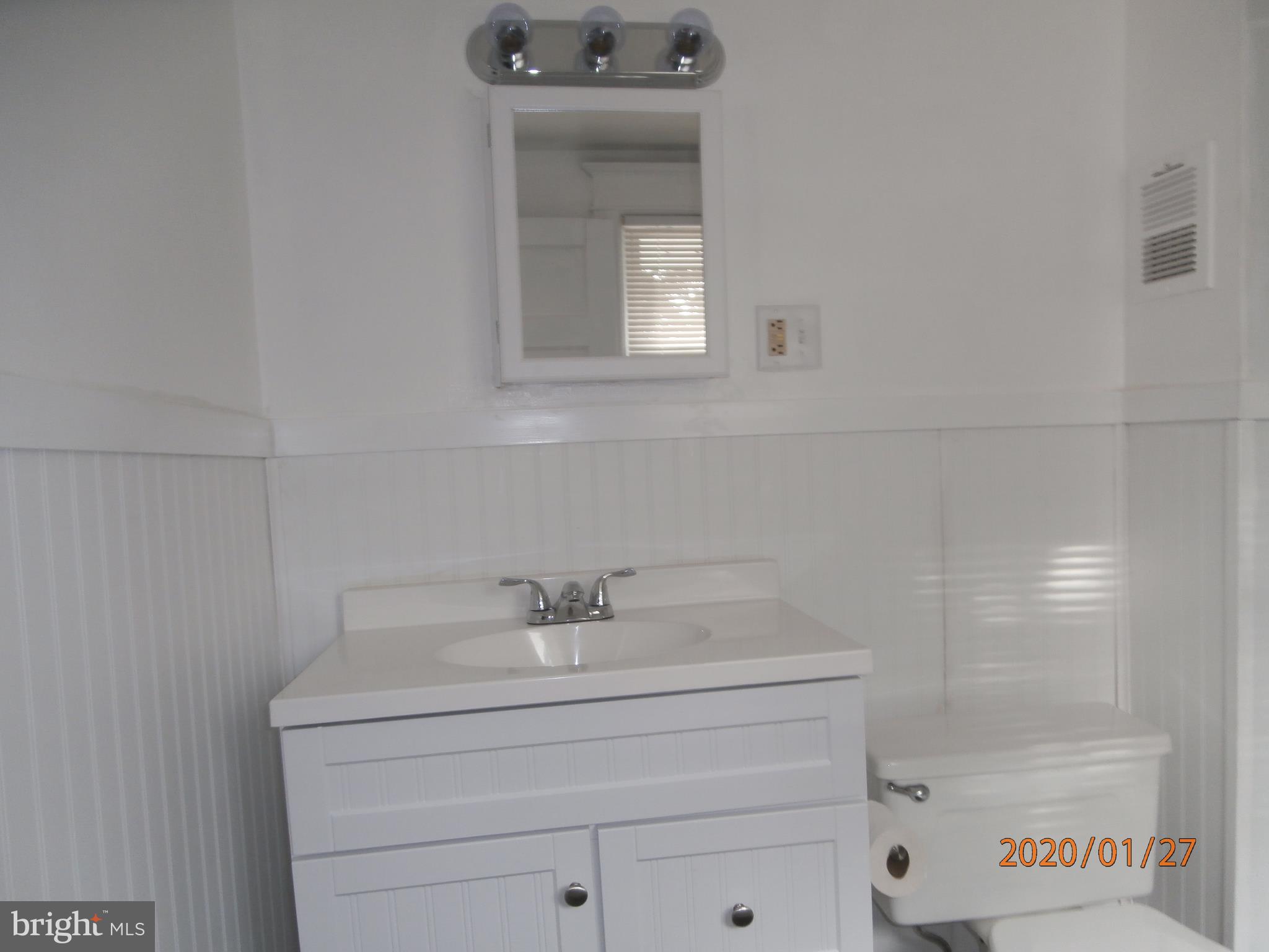 104 7th Street Riverside, NJ 08075 - Photo 23 of 26 Bath