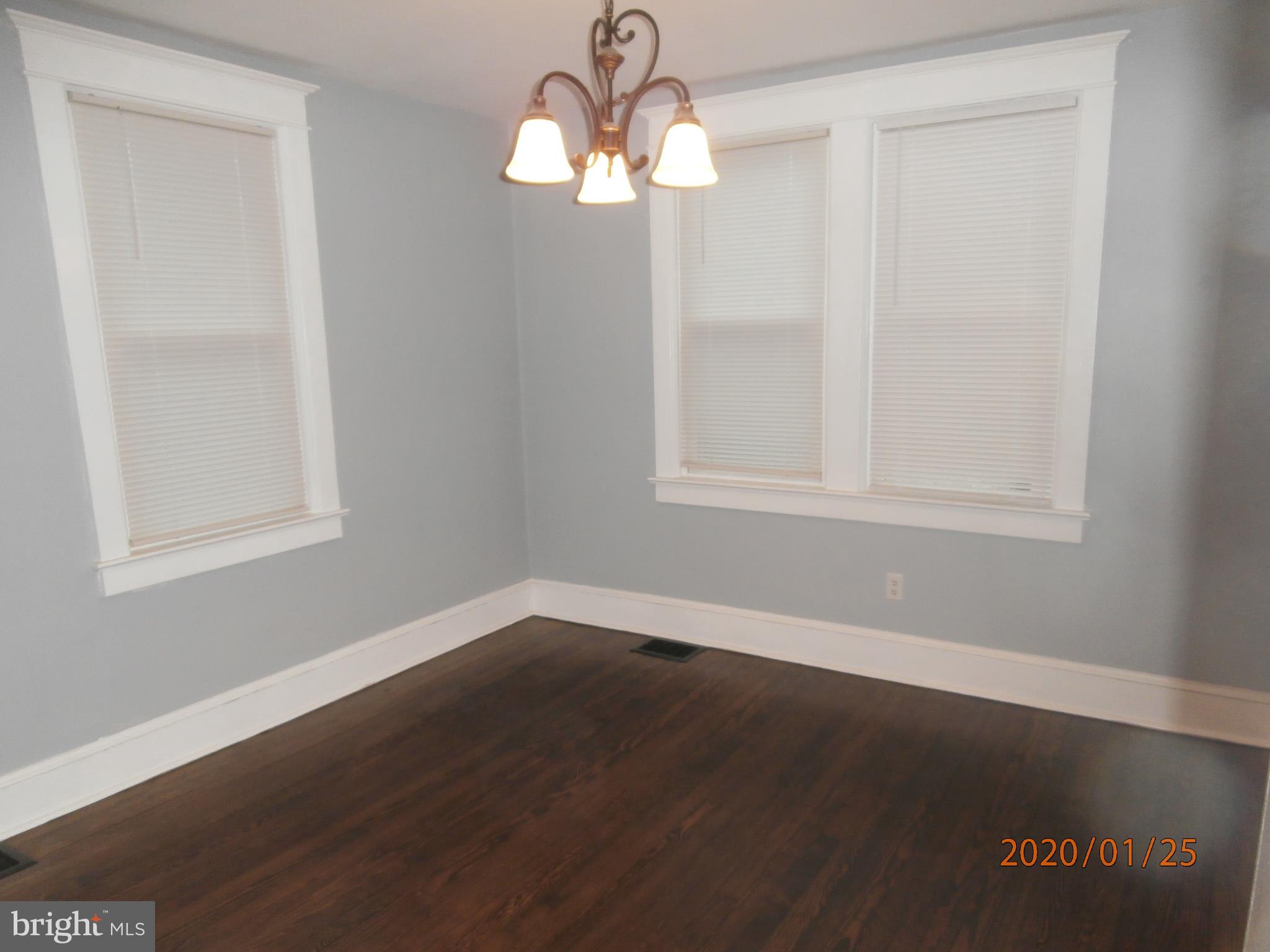 104 7th Street Riverside, NJ 08075 - Photo 9 of 26 Dining Room