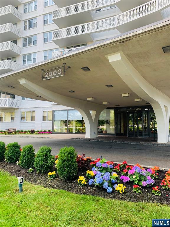 2000 Linwood Avenue, Unit 4P Fort Lee, NJ 07024 - Photo 14 of 21