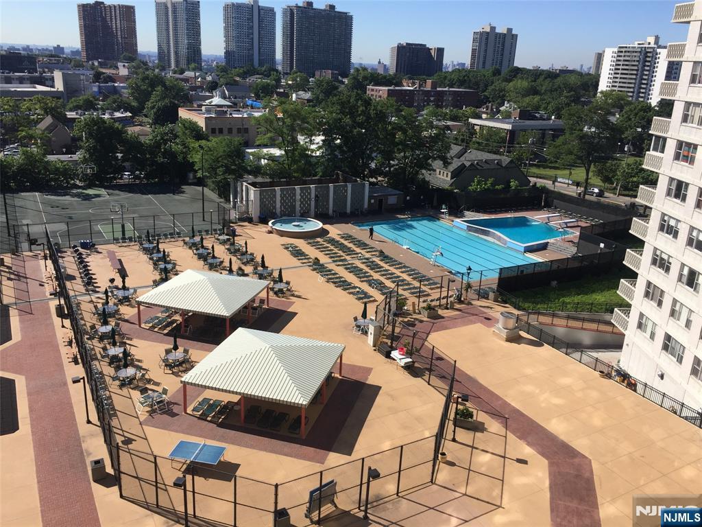 2000 Linwood Avenue, Unit 4P Fort Lee, NJ 07024 - Photo 17 of 21