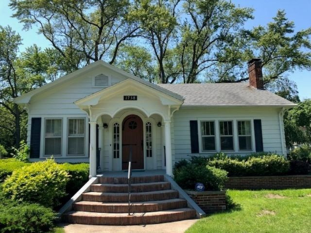 1758 Commonwealth Road Benton Harbor, MI 49022 - Photo 3 of 9 1758c
