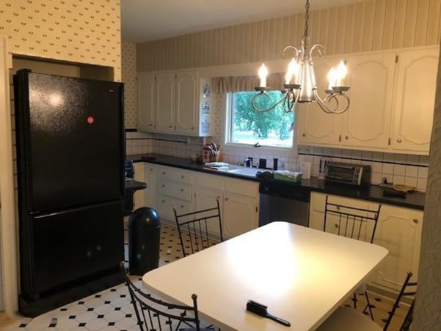 1758 Commonwealth Road Benton Harbor, MI 49022 - Photo 7 of 9 1758g
