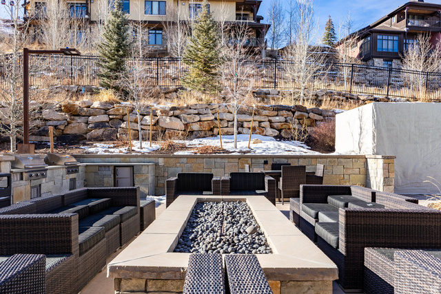 2431 West High Mountain Road, Unit 301 Park City, UT 84098 - Photo 40 of 47